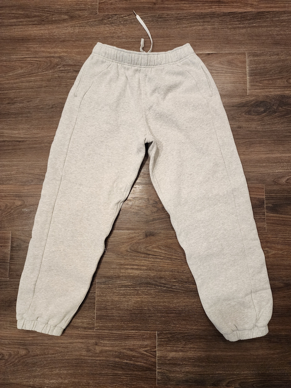 Lululemon Athletica Scuba Mid-Rise Oversized Jogger - Picture 8 of 8